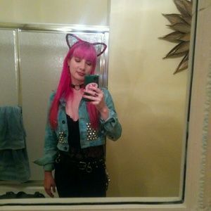 Meet your Posher, Alisa